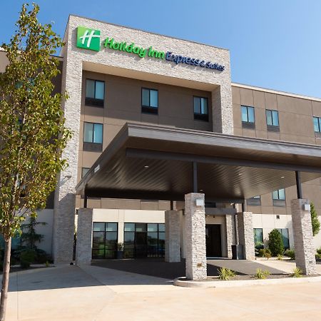 Holiday Inn Express & Suites - Kingfisher, An Ihg Hotel Exterior photo